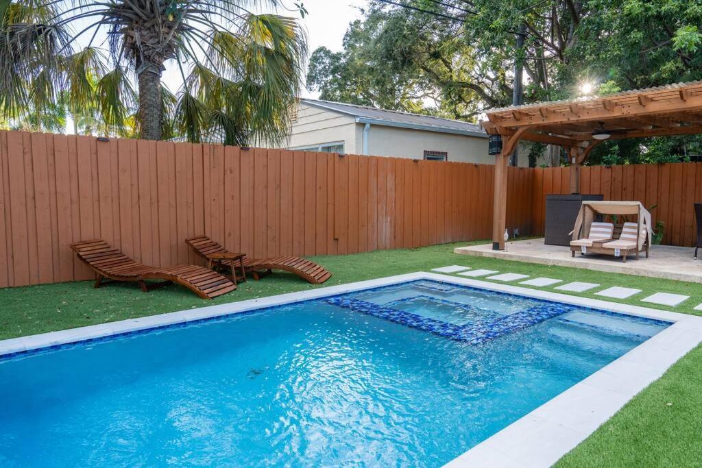 Villa Luxury Retreat 3B ,2Ba Pool , Coral Gables Center Miami Exterior foto