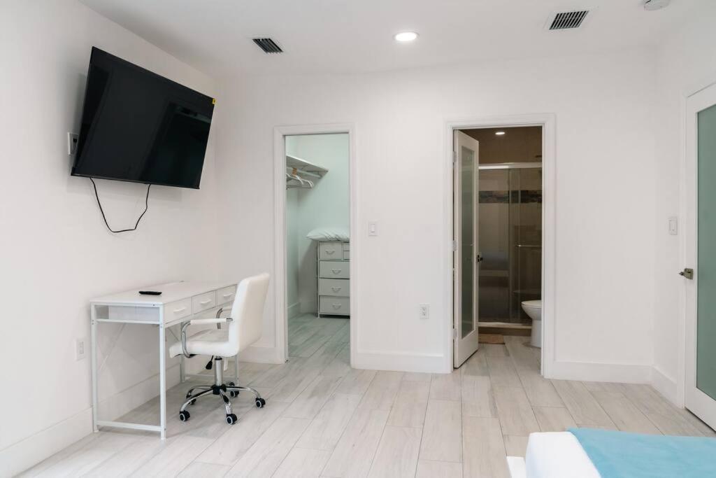 Villa Luxury Retreat 3B ,2Ba Pool , Coral Gables Center Miami Exterior foto