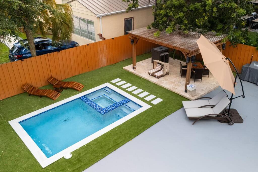 Villa Luxury Retreat 3B ,2Ba Pool , Coral Gables Center Miami Exterior foto
