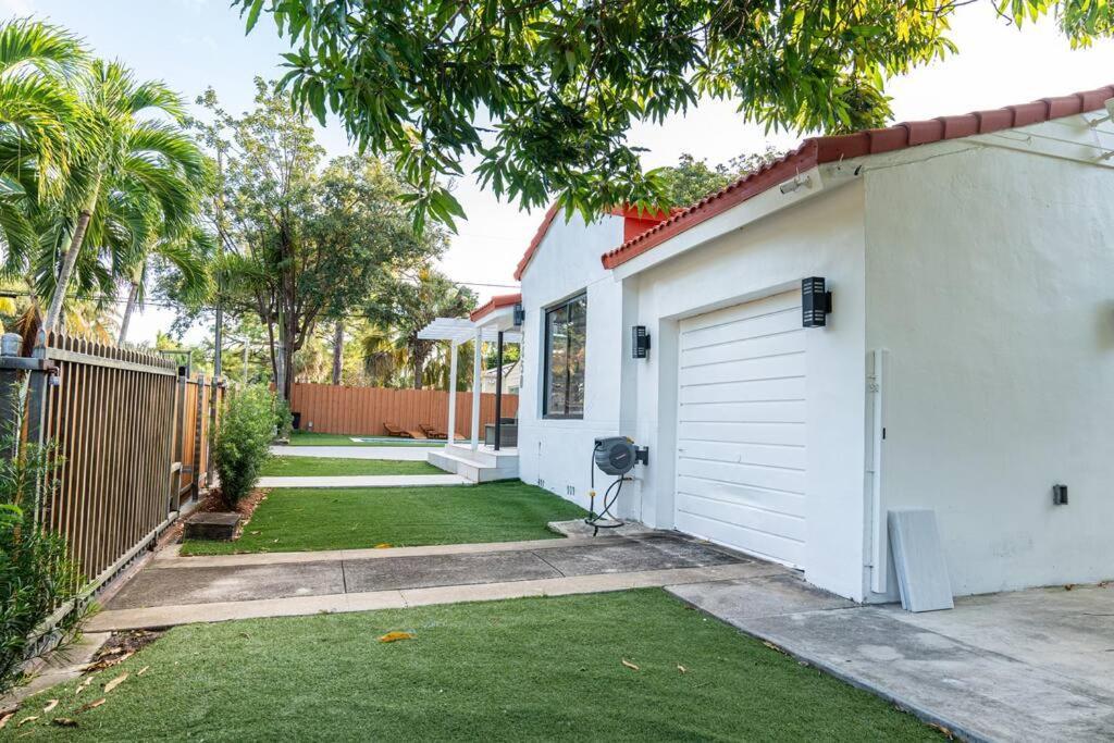 Villa Luxury Retreat 3B ,2Ba Pool , Coral Gables Center Miami Exterior foto