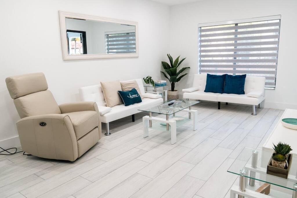 Villa Luxury Retreat 3B ,2Ba Pool , Coral Gables Center Miami Exterior foto