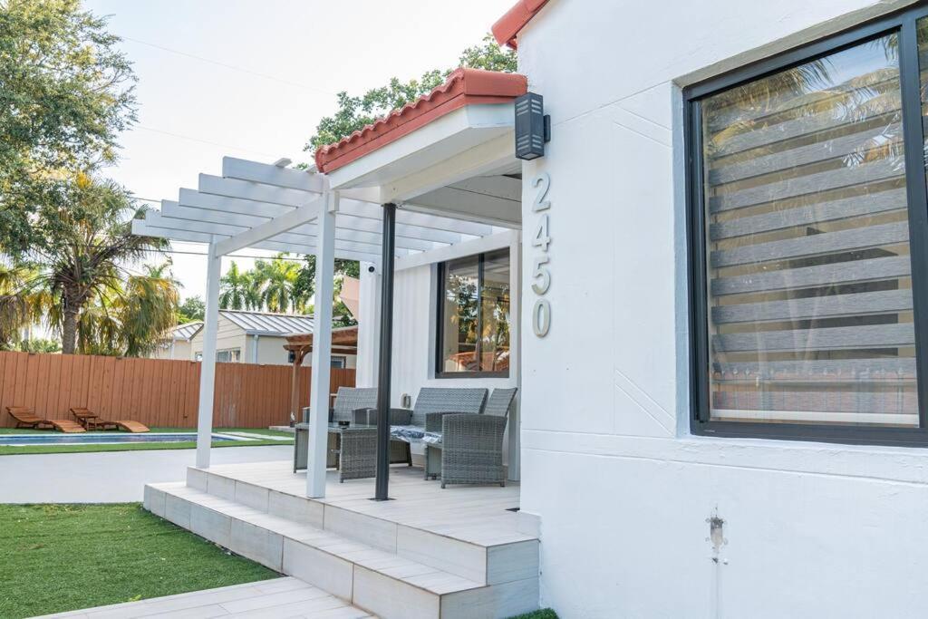 Villa Luxury Retreat 3B ,2Ba Pool , Coral Gables Center Miami Exterior foto