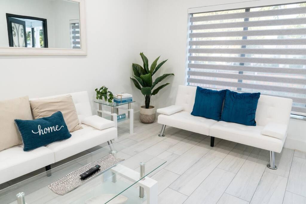Villa Luxury Retreat 3B ,2Ba Pool , Coral Gables Center Miami Exterior foto
