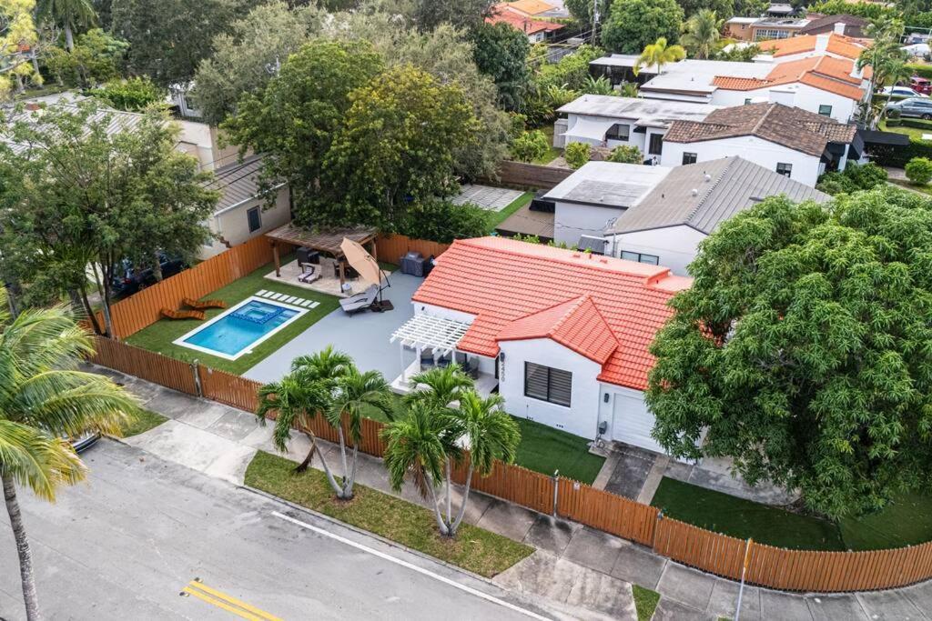 Villa Luxury Retreat 3B ,2Ba Pool , Coral Gables Center Miami Exterior foto
