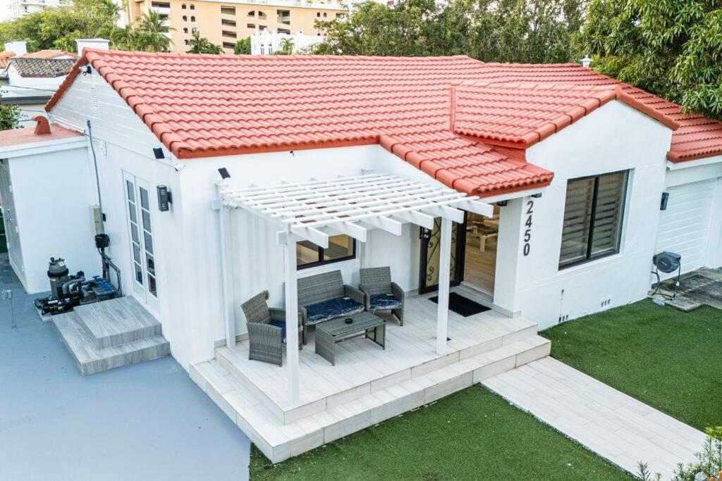 Villa Luxury Retreat 3B ,2Ba Pool , Coral Gables Center Miami Exterior foto